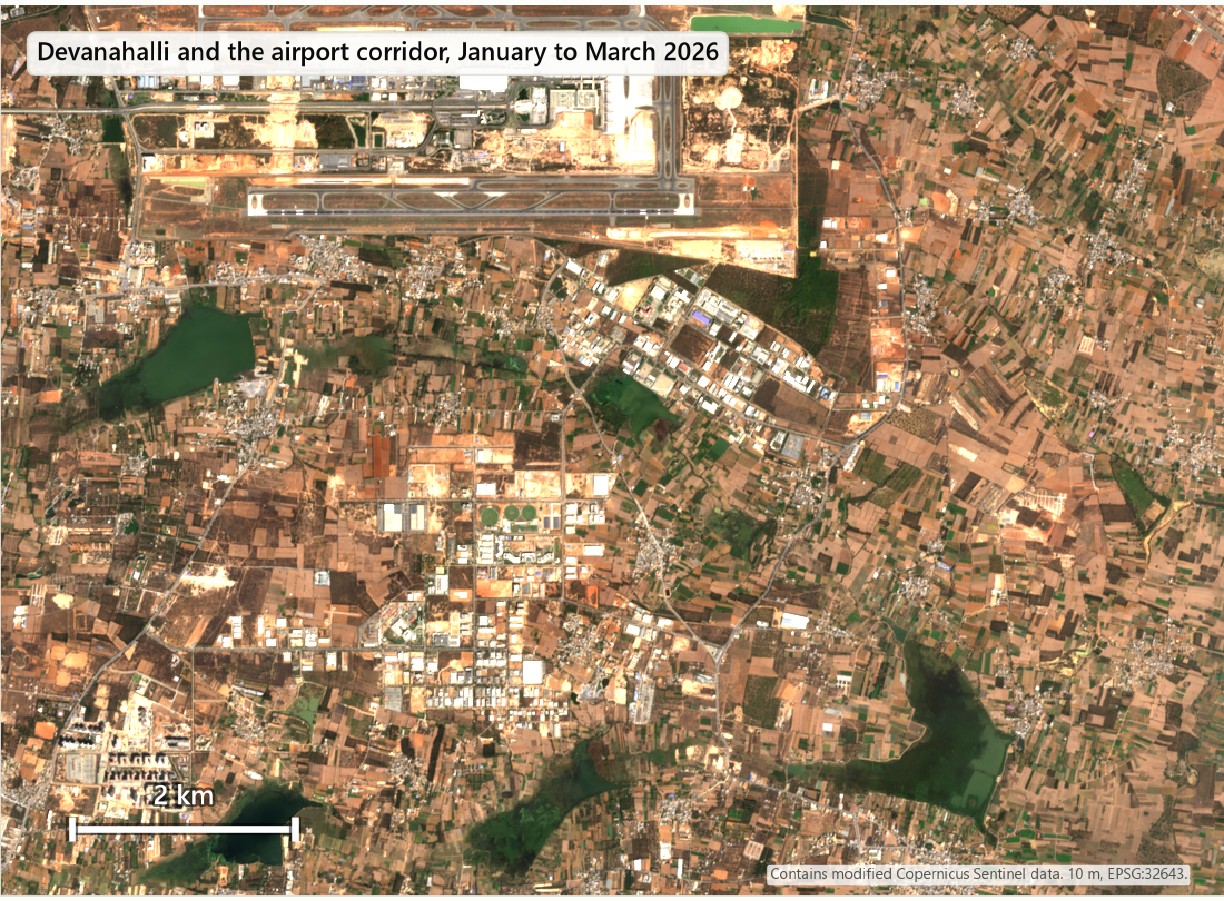 Satellite view north of Bengaluru near the airport: mostly fields in 2018, and new roads, layouts and buildings in 2026.